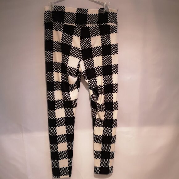 No Boundaries Youth's Size Large (11-13) Fleece Black & White Lounge Pants - Picture 2 of 6